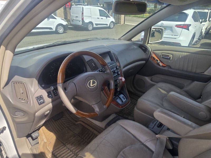 2003 Lexus RX 300