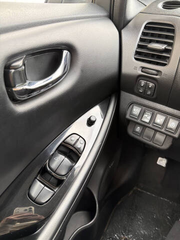 2013 Nissan LEAF SV