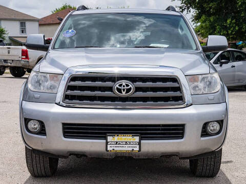 2017 Toyota Sequoia SR5