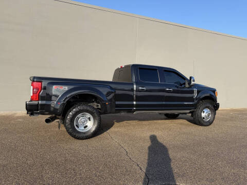 2017 Ford F-350 Super Duty Platinum