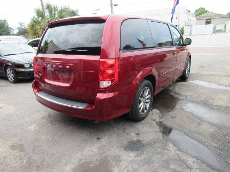 2015 Dodge Grand Caravan SE