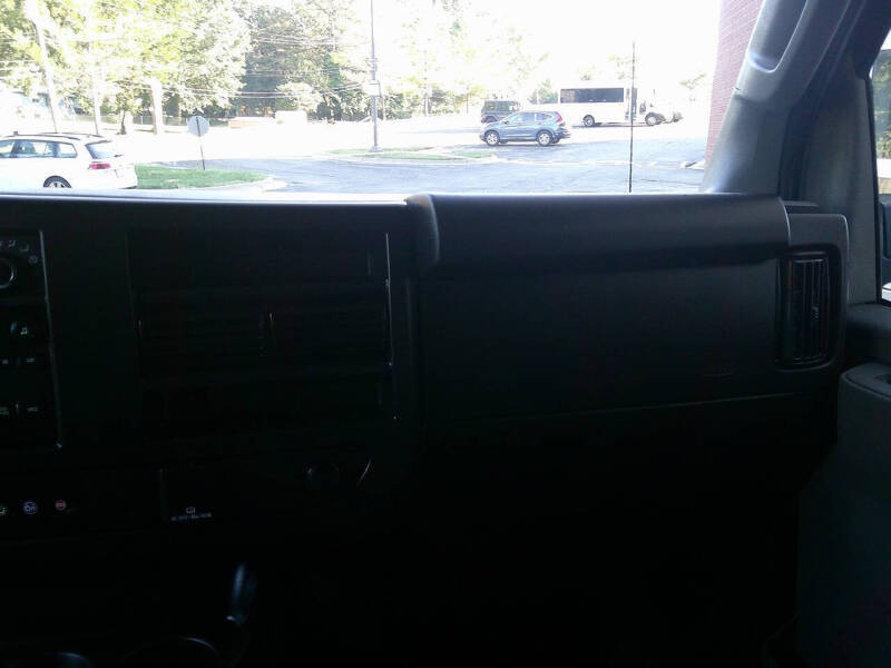 2020 Chevrolet Express 2500