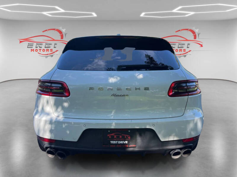 2018 Porsche Macan