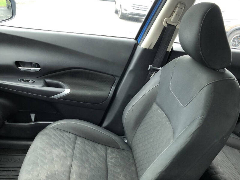 2023 Nissan Kicks SV