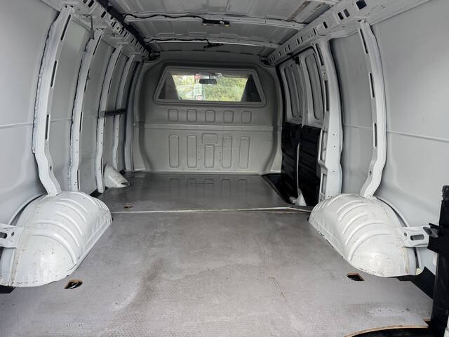 2021 Chevrolet Express 2500