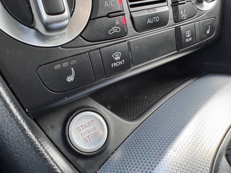 2015 Audi Q3 2.0T quattro Prestige