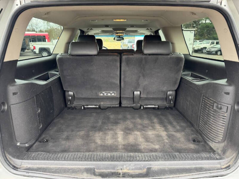 2011 Chevrolet Suburban LT