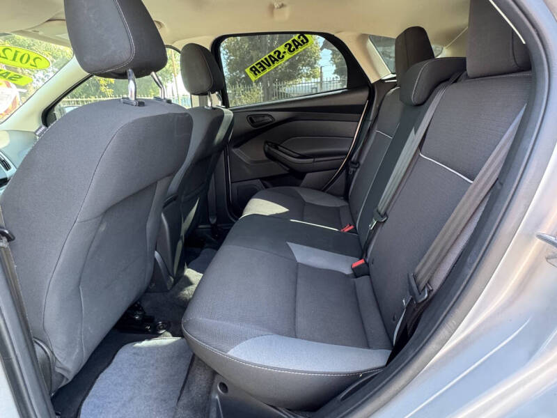 2012 Ford Focus SE