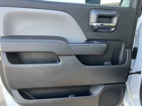 2022 Chevrolet Silverado 5500HD