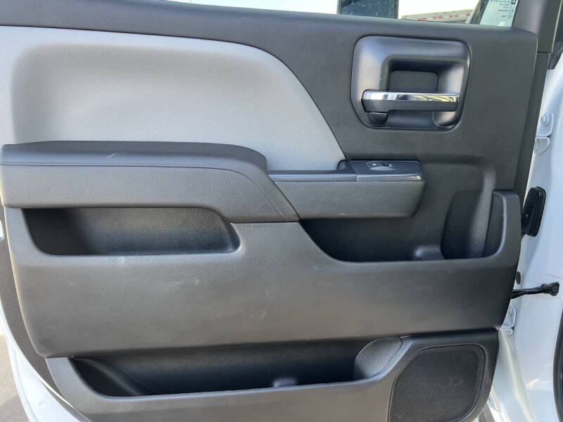 2022 Chevrolet Silverado 5500HD