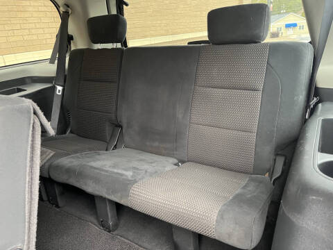 2013 Nissan Armada SV