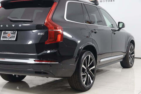 2025 Volvo XC90 B5 Plus Bright Theme