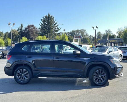 2022 Volkswagen Taos S 4Motion