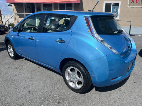 2011 Nissan LEAF