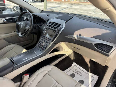 2017 Lincoln MKZ Premiere