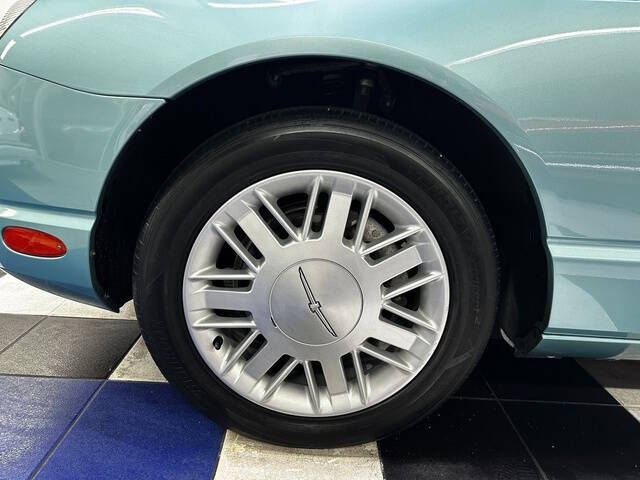2002 Ford Thunderbird Deluxe