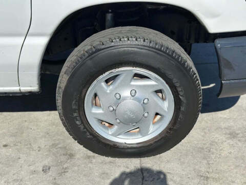 2013 Ford E-Series E-150