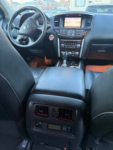 2013 Nissan Pathfinder SL