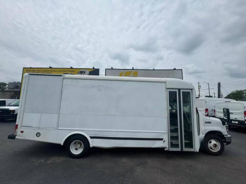 2019 Ford E-Series for sale at Connect Truck and Van Center in Indianapolis IN