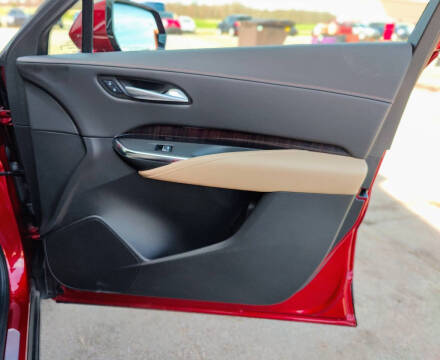 2024 Cadillac XT4 Premium Luxury