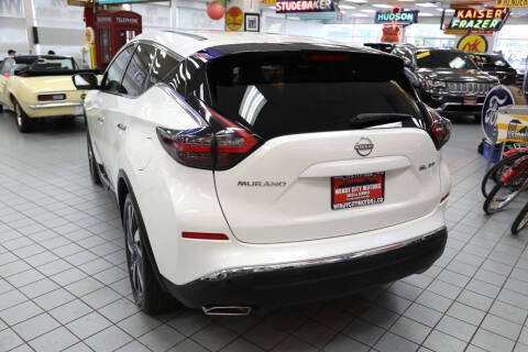 2023 Nissan Murano SL
