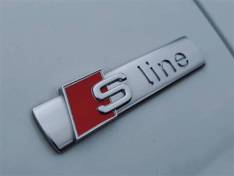 2023 Audi Q8 quattro Premium Plus 55 TFSI