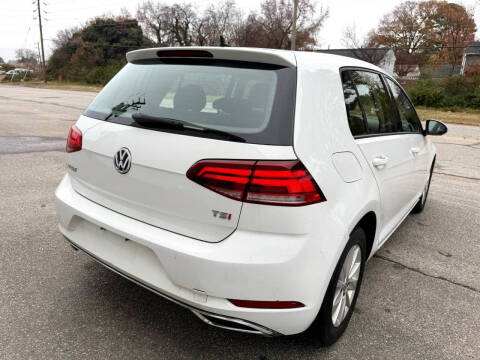 2018 Volkswagen Golf TSI S