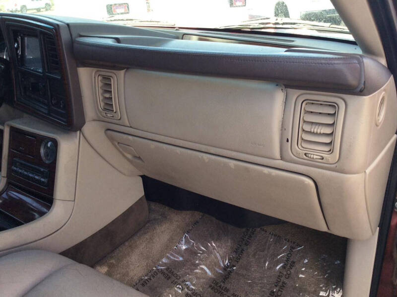 2003 Cadillac Escalade