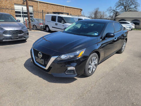 2022 Nissan Altima for sale at Family Dfw Auto LLC in Dallas TX