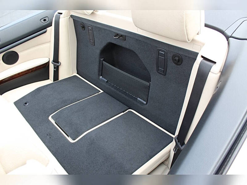 2011 BMW 3 Series 335i