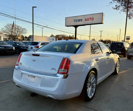 2014 Chrysler 300 C