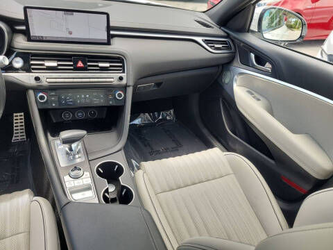 2025 Genesis G70