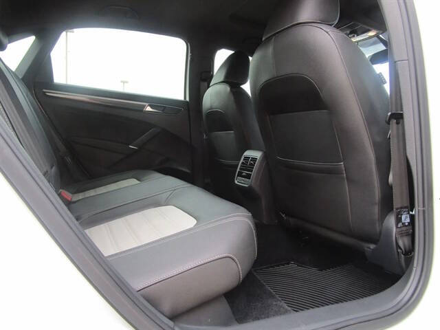 2018 Volkswagen Passat V6 GT