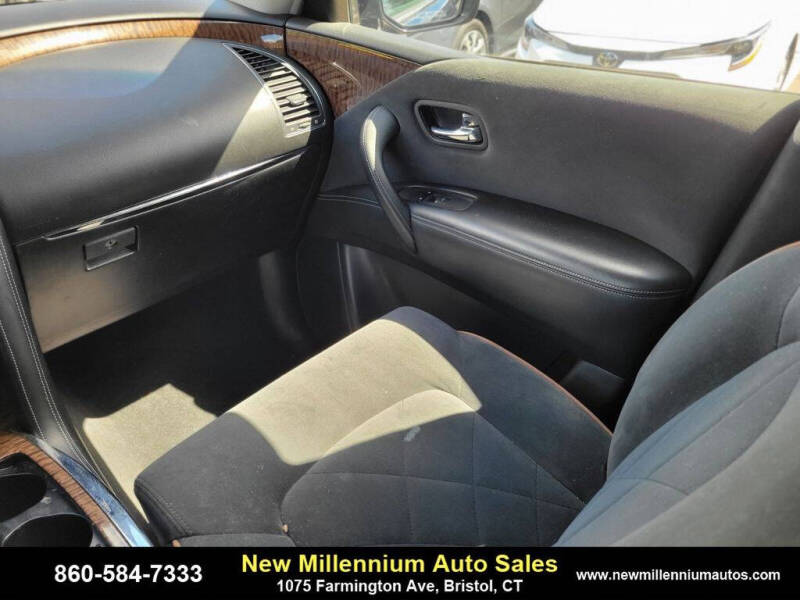 2017 Nissan Armada SV