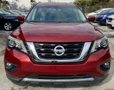 2017 Nissan Pathfinder SL