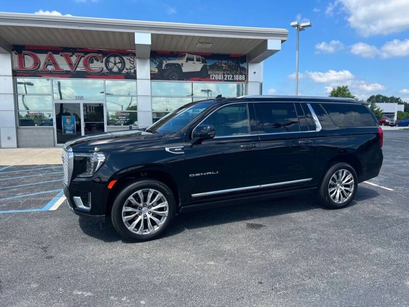 2022 GMC Yukon XL for sale at Davco Auto in Fort Wayne IN