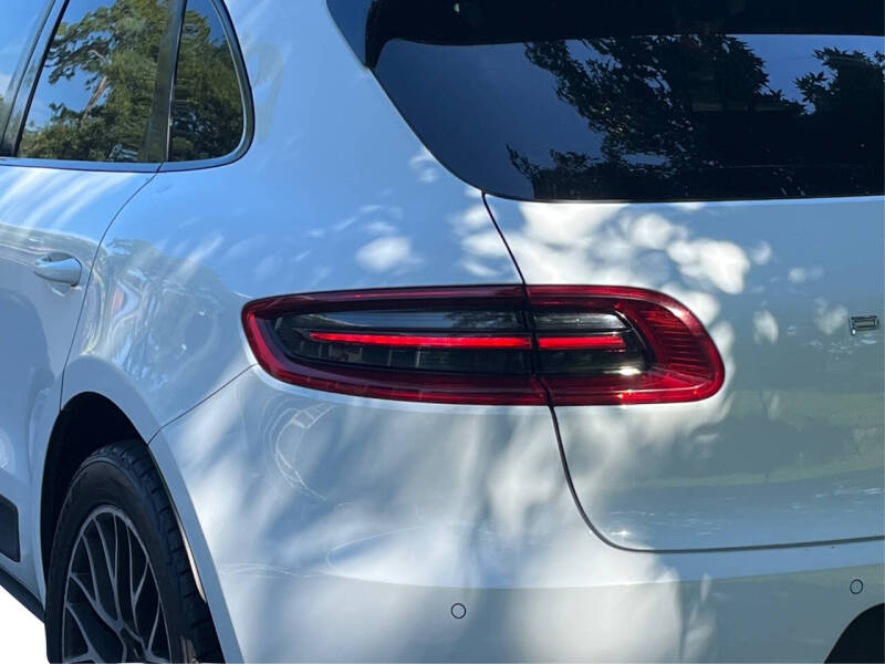 2018 Porsche Macan