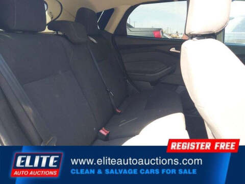 2015 Ford Focus SE