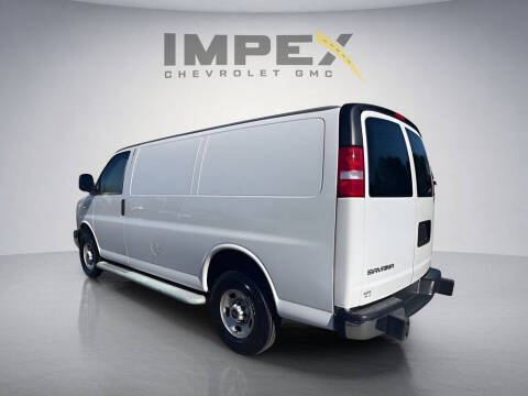 2023 GMC Savana 2500