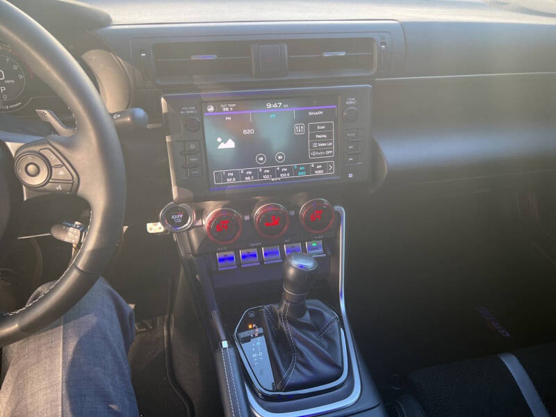 2025 Toyota GR86 Premium