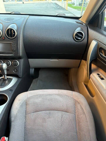 2013 Nissan Rogue SV