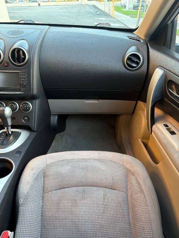 2013 Nissan Rogue SV