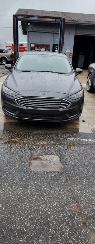 2017 Ford Fusion Hybrid SE