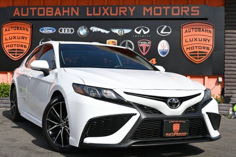 2021 Toyota Camry SE