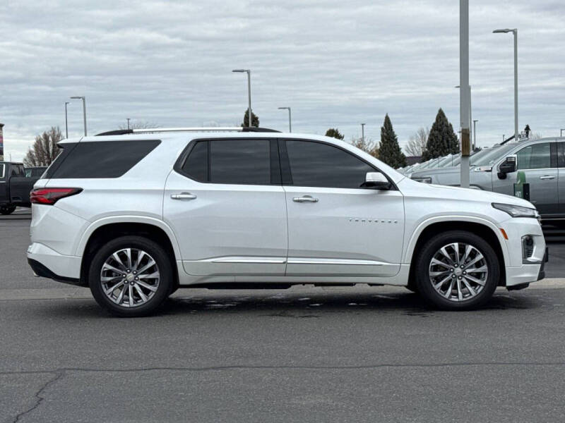 2023 Chevrolet Traverse Premier