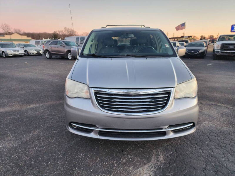 2013 Chrysler Town and Country Touring