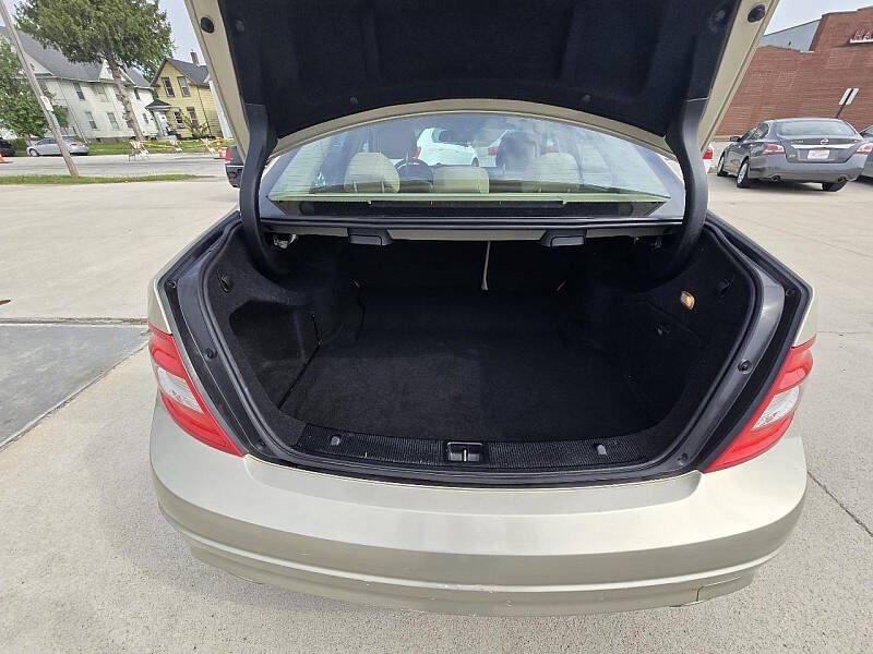 2011 Mercedes-Benz C-Class