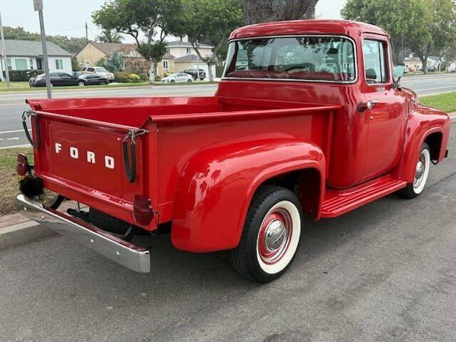 1956 Ford F-100