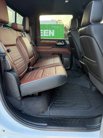 2025 GMC Sierra 2500HD Denali Ultimate