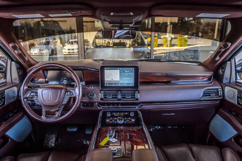 2019 Lincoln Navigator Black Label